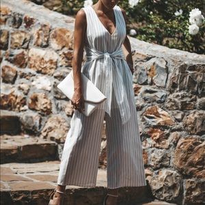 Super cute black and white jumpsuit from Vici Sm